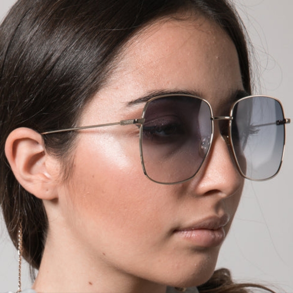 NEW GUCCI GOLD FRAME WOMEN'S SUNGLASSES GG1031S 001 GREY WOMEN'S GUCCI EYEWEAR - Picture 2 of 8